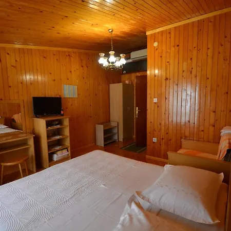 Ivana 3* ماكارسكا