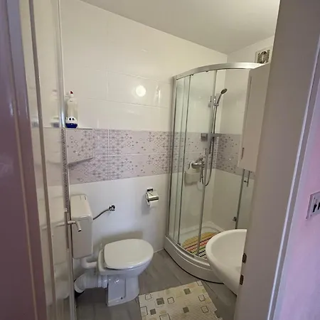 Ivana 3* מאקרסקה